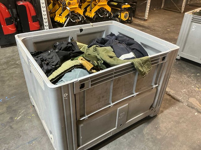 Divers leger legerkleding - afbeelding 1 van  5