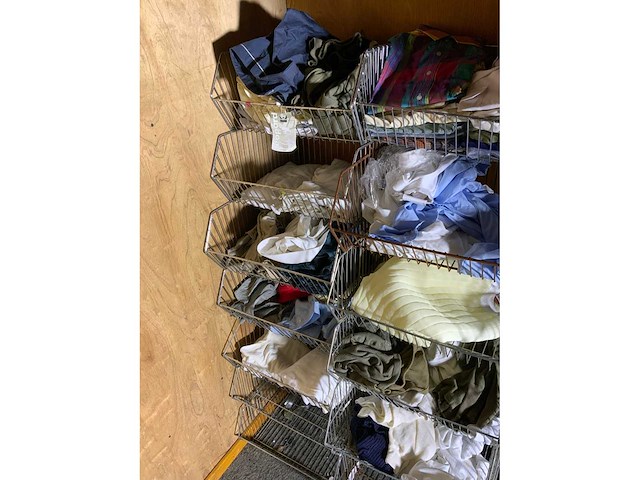 Divers legerondergoed en shirts - afbeelding 5 van  5