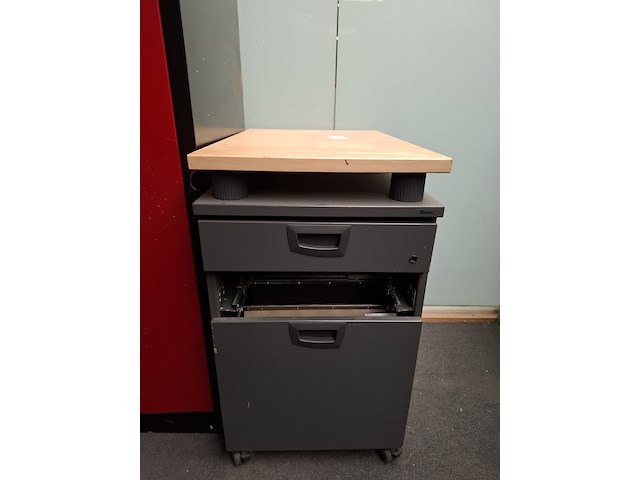 Divers magazijn inventaris - afbeelding 11 van  21