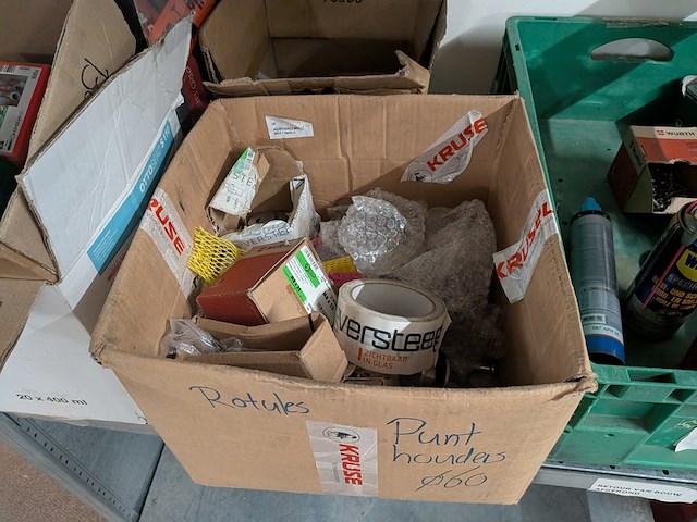 Divers magazijninventaris met inhoud - afbeelding 3 van  67