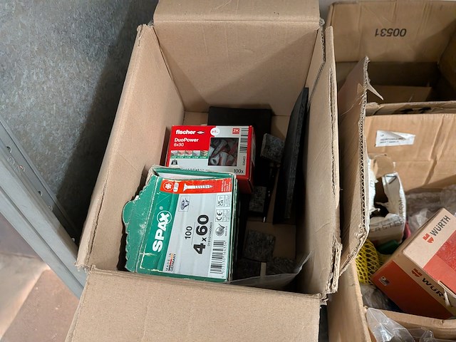 Divers magazijninventaris met inhoud - afbeelding 5 van  67