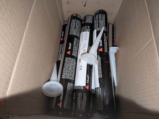 Divers magazijninventaris met inhoud - afbeelding 7 van  67