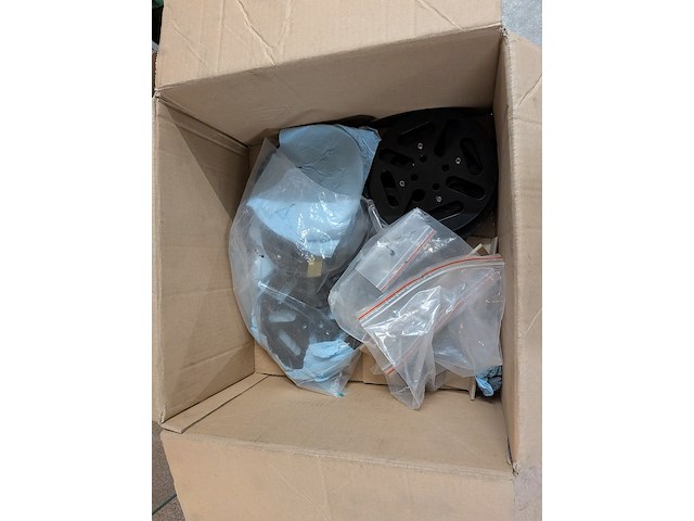 Divers magazijninventaris met inhoud - afbeelding 22 van  67