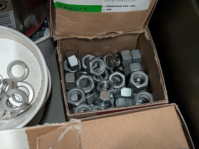 Divers magazijninventaris met inhoud - afbeelding 40 van  67