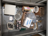 Divers magazijninventaris met inhoud - afbeelding 50 van  67