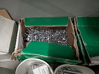 Divers magazijninventaris met inhoud - afbeelding 55 van  67