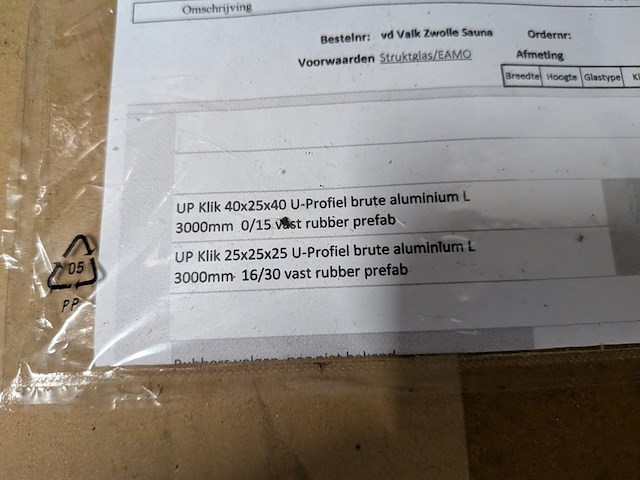 Divers magazijninventaris met inhoud - afbeelding 63 van  67