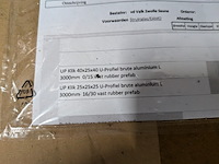 Divers magazijninventaris met inhoud - afbeelding 63 van  67