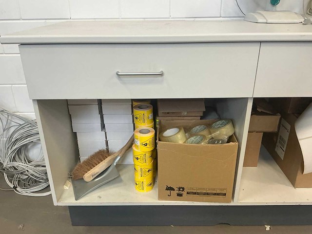 Divers magazijninventaris - afbeelding 15 van  16