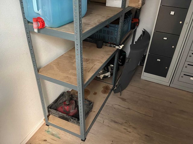 Divers magazijninventaris - afbeelding 5 van  6