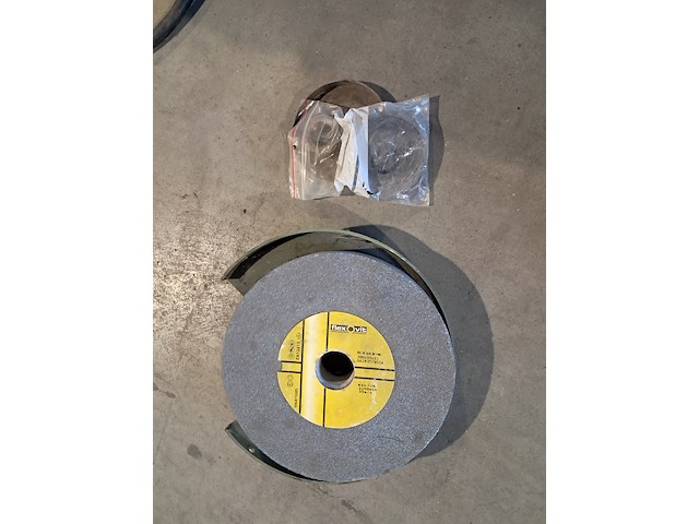 Divers materiaal - afbeelding 7 van  18