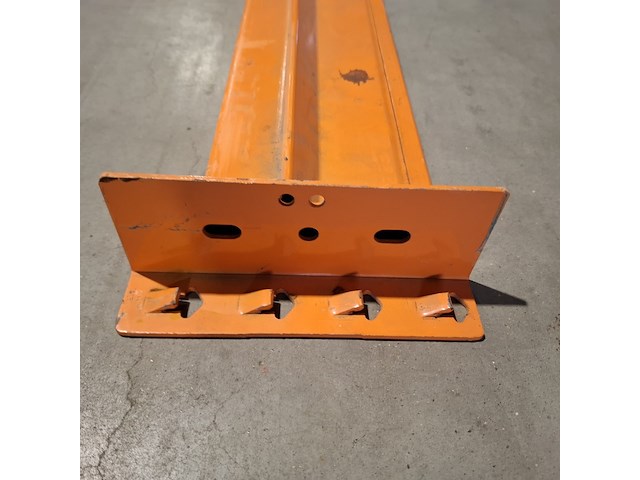 Divers materiaal - afbeelding 9 van  18