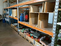 Divers materiaal - afbeelding 1 van  20