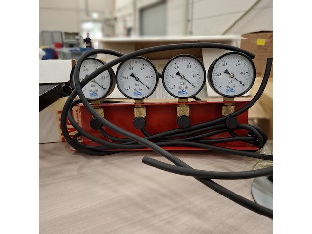 Divers meet / uitlees apparatuur - afbeelding 5 van  12