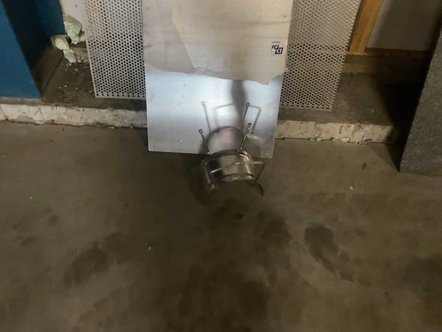 Divers metalenmateriaal - afbeelding 2 van  4