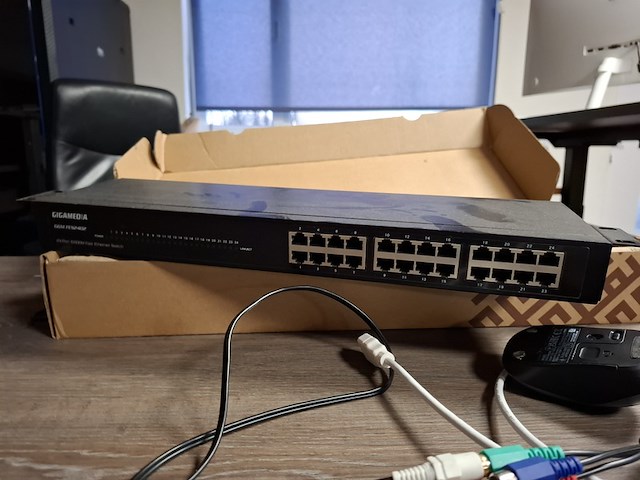 Divers multimedia - afbeelding 9 van  9