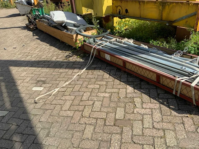 Divers oud ijzer - afbeelding 1 van  11
