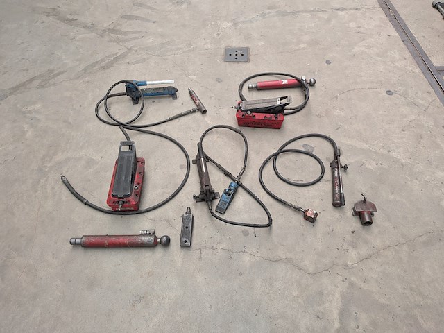 Divers pneumatisch gereedschap o.a. blackhawk - afbeelding 1 van  21