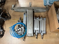 Divers pneumatische cilinders (5x) - afbeelding 1 van  4