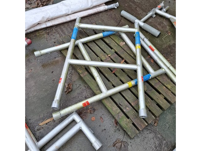 Divers rolsteiger toebehoren - afbeelding 3 van  7