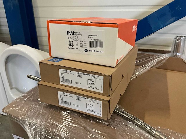 Divers sanitair en toebehoren - afbeelding 4 van  9