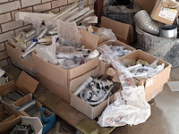 Divers sanitair toebehoren - afbeelding 2 van  10