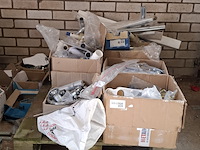 Divers sanitair toebehoren - afbeelding 3 van  10