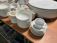 Divers servies - afbeelding 8 van  9