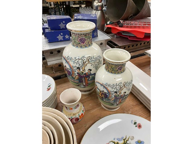 Divers servies - afbeelding 8 van  8