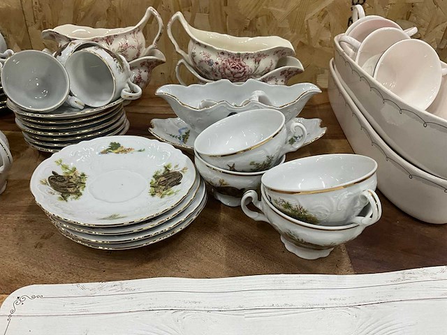 Divers servies - afbeelding 5 van  10