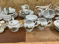 Divers servies - afbeelding 8 van  10
