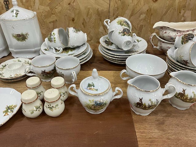 Divers servies - afbeelding 9 van  10