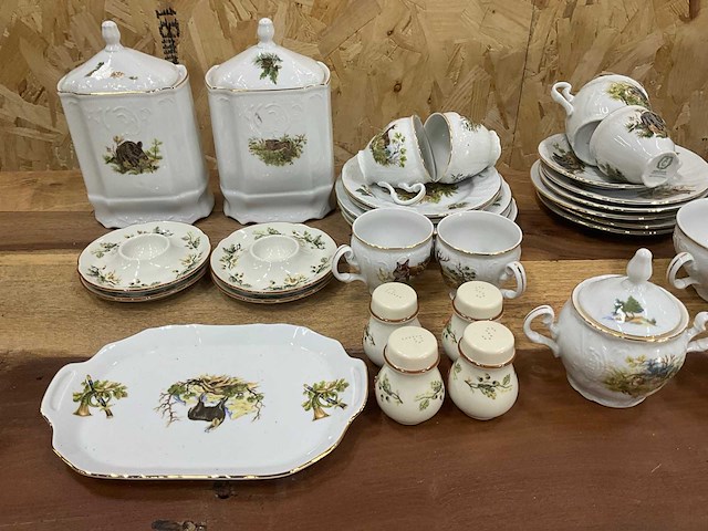 Divers servies - afbeelding 10 van  10