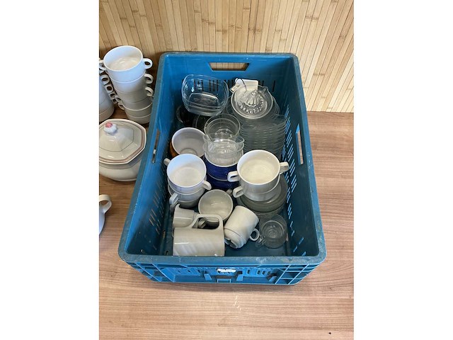 Divers servies - afbeelding 12 van  12