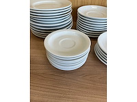 Divers servies - afbeelding 2 van  8