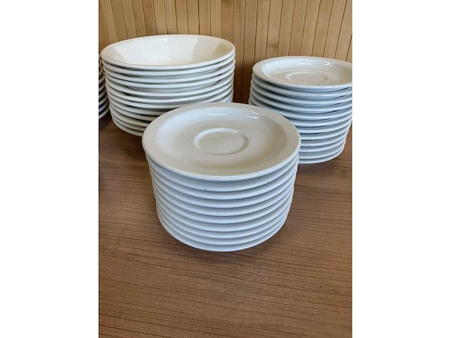 Divers servies - afbeelding 4 van  8