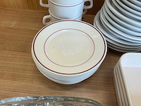 Divers servies - afbeelding 7 van  10