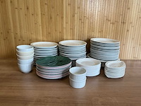 Divers servies - afbeelding 1 van  9