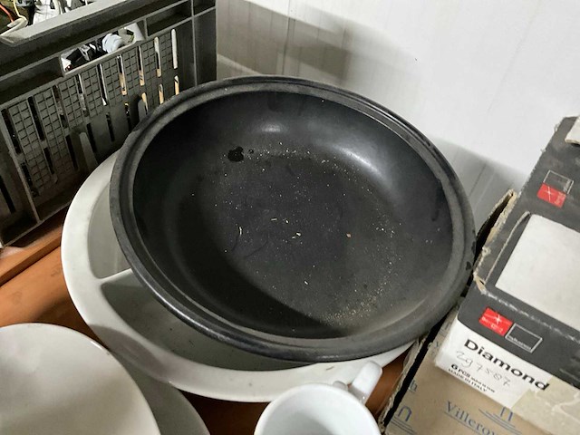 Divers servies - afbeelding 2 van  3