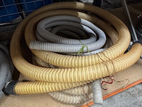 Divers slangen en stofzuiger onderdelen - afbeelding 2 van  4