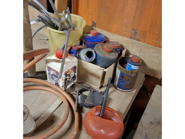 Divers soldeer benodigdheden - afbeelding 4 van  5