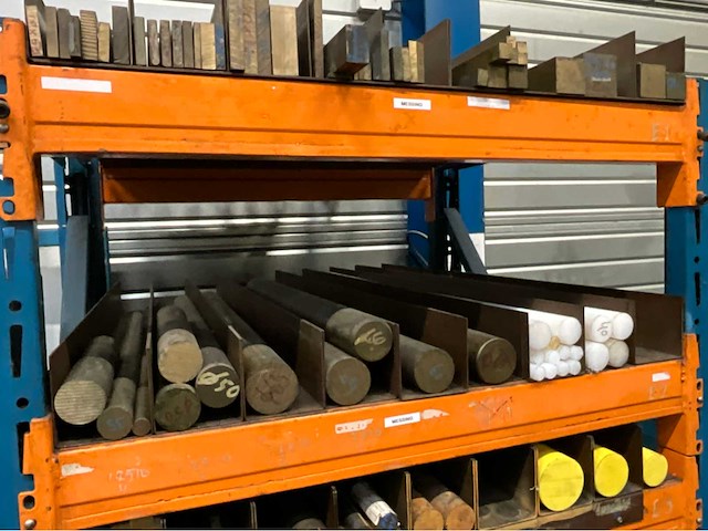 Divers staal - afbeelding 3 van  8