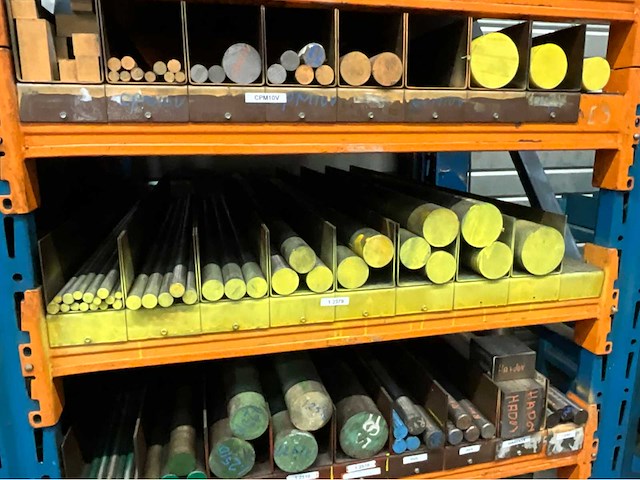 Divers staal - afbeelding 5 van  8