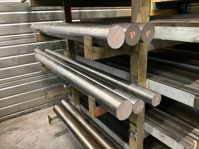 Divers staal - afbeelding 4 van  13