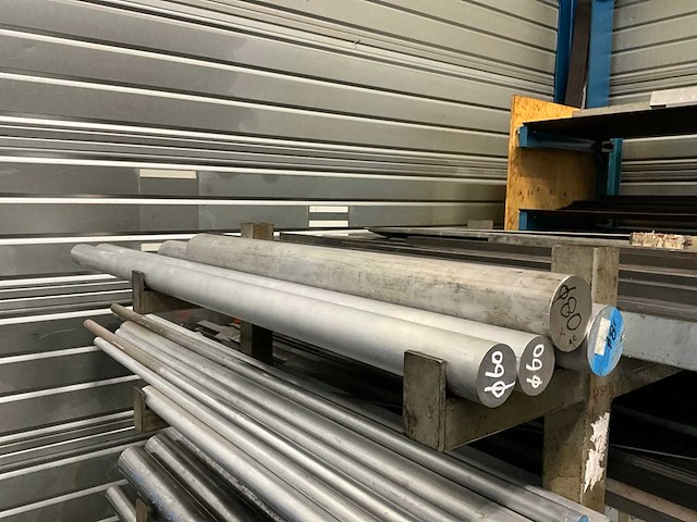 Divers staal - afbeelding 13 van  13