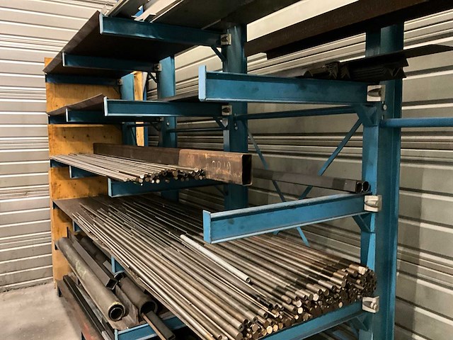 Divers staal - afbeelding 9 van  19