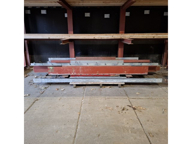 Divers staalwerk - afbeelding 5 van  12