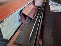 Divers staalwerk - afbeelding 11 van  12