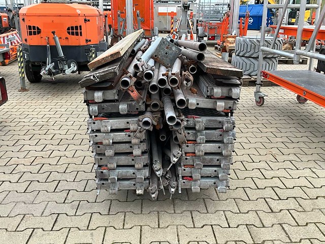 Divers steigermateriaal - afbeelding 3 van  6