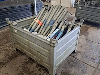 Divers steigermateriaal - afbeelding 1 van  8